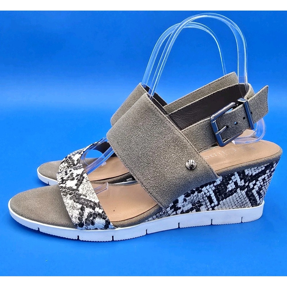 Jessica Cline Ryleigh Taupe Snakeskin Print Wedge Sandals Womens 7.5 M 751295